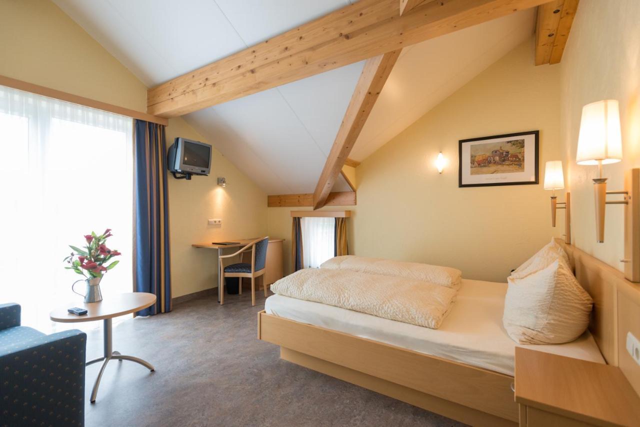 Hotel Burg Hof Экстерьер фото
