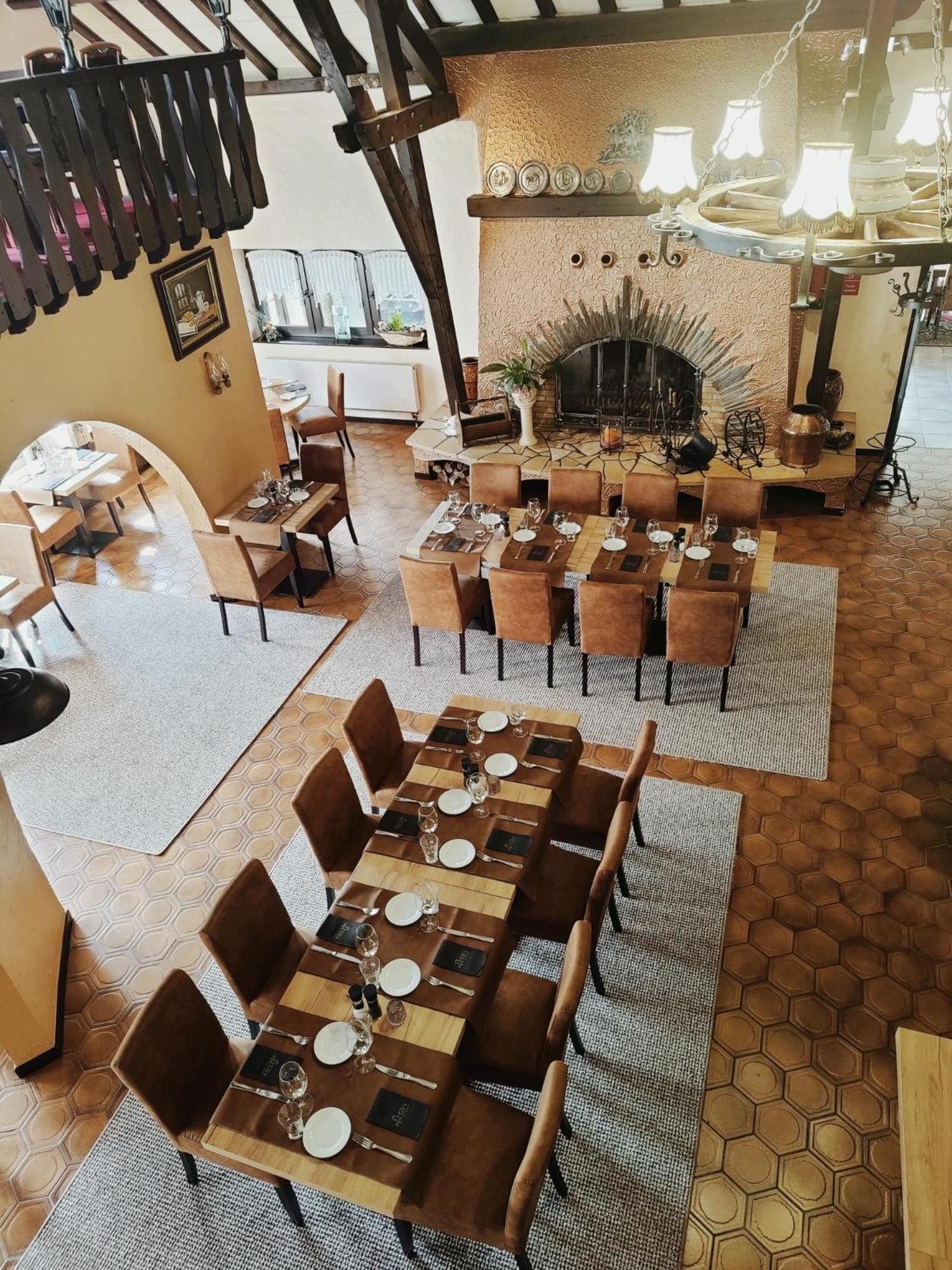 Hotel Burg Hof Экстерьер фото